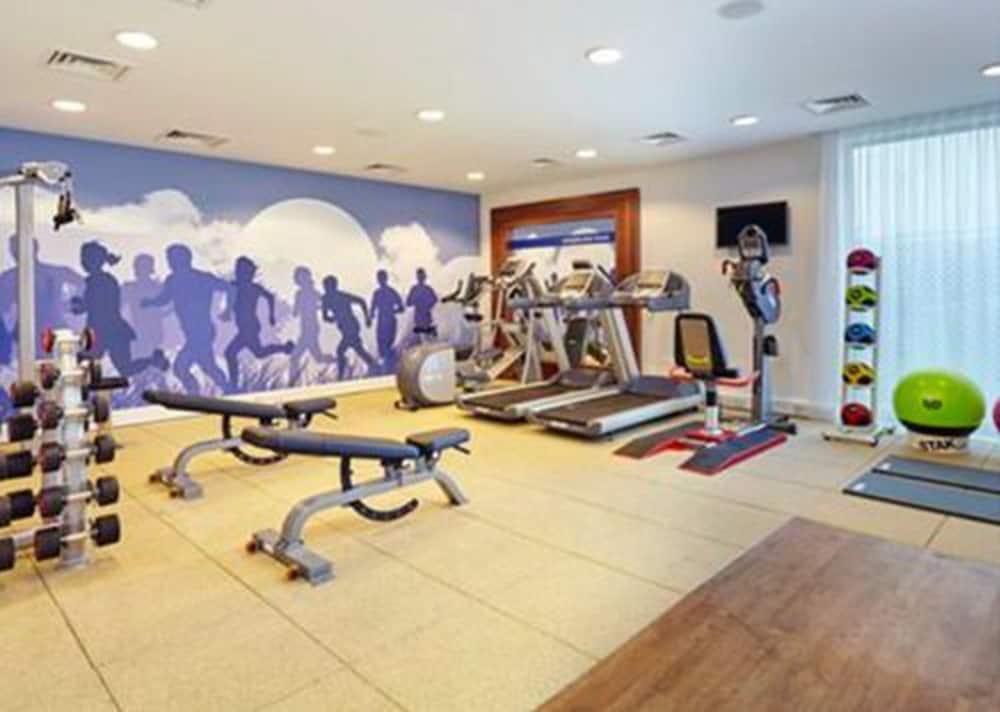 Hampton By Hilton Berlin City East Side Gallery Exterior photo